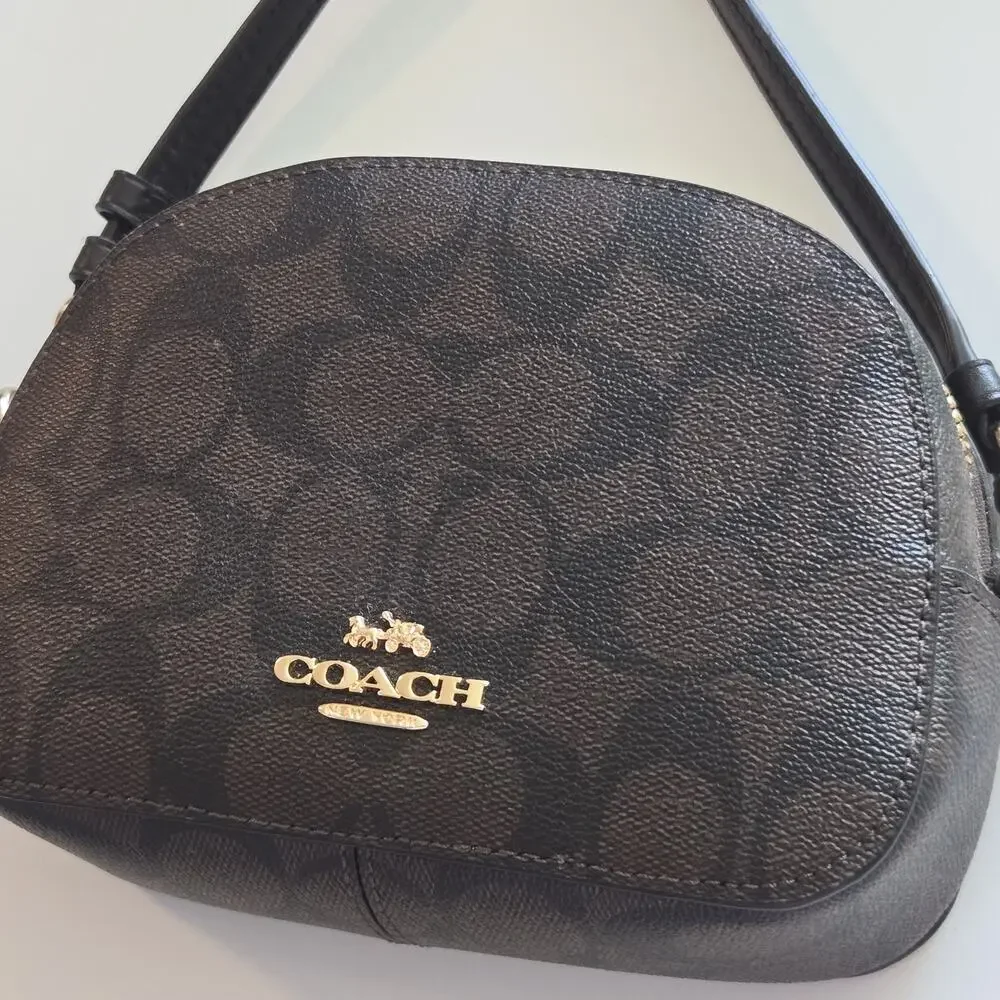 Coach excellent used